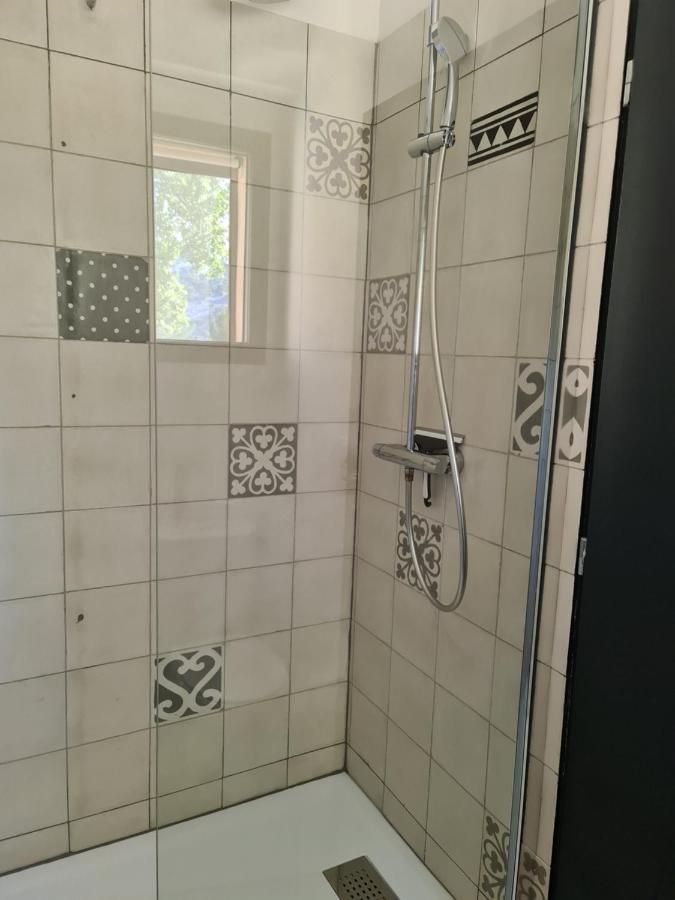 Le Gite Des Cadieres Apartment Evenos Екстериор снимка