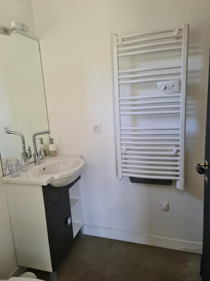 Le Gite Des Cadieres Apartment Evenos Екстериор снимка